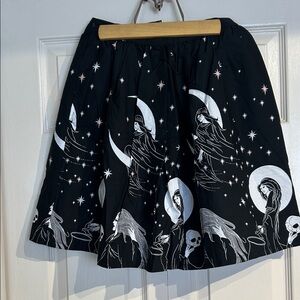 NWT Black Friday Moonstruck Mavens Skater Skirt Size 6